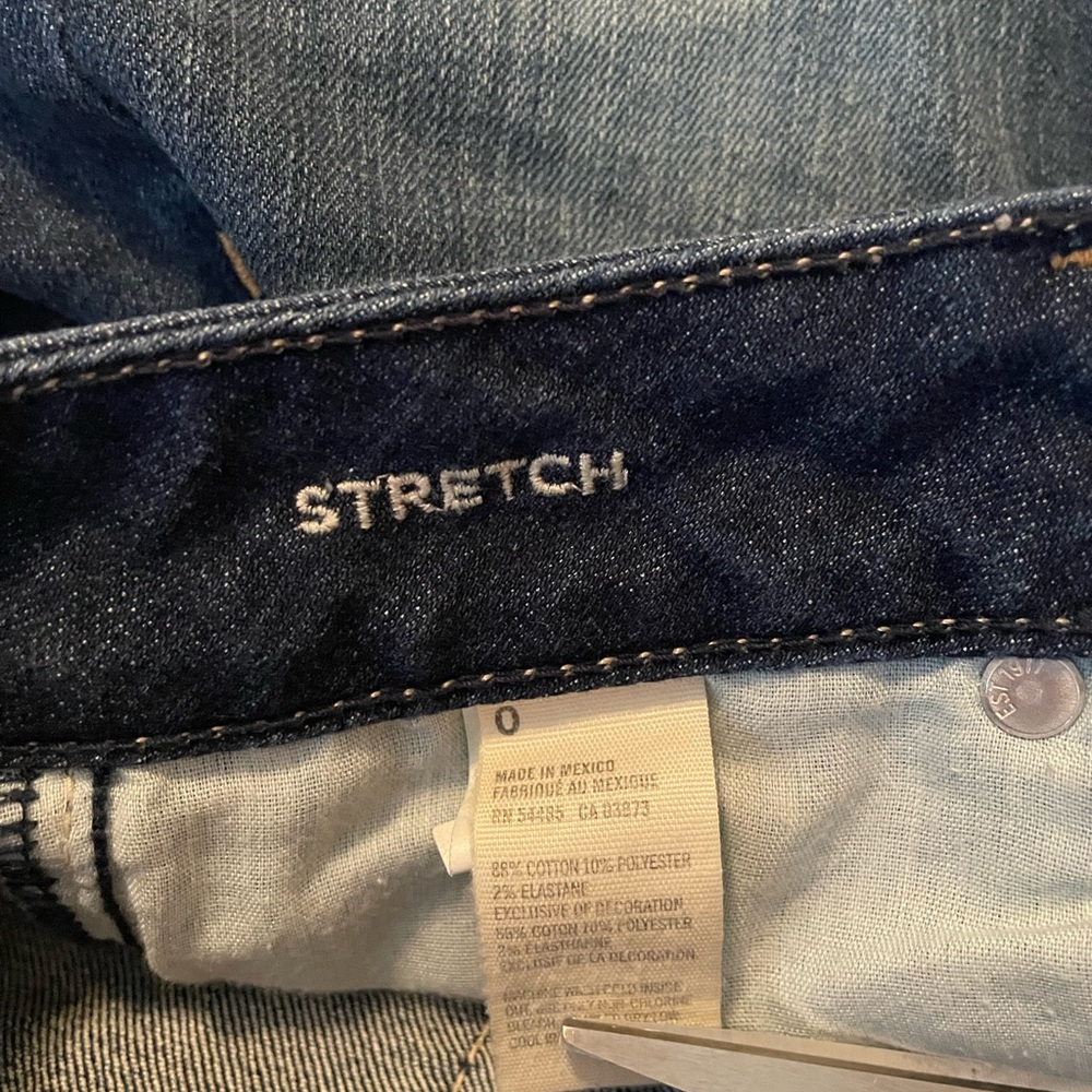 American Eagle Shorts - Picture 3 of 3